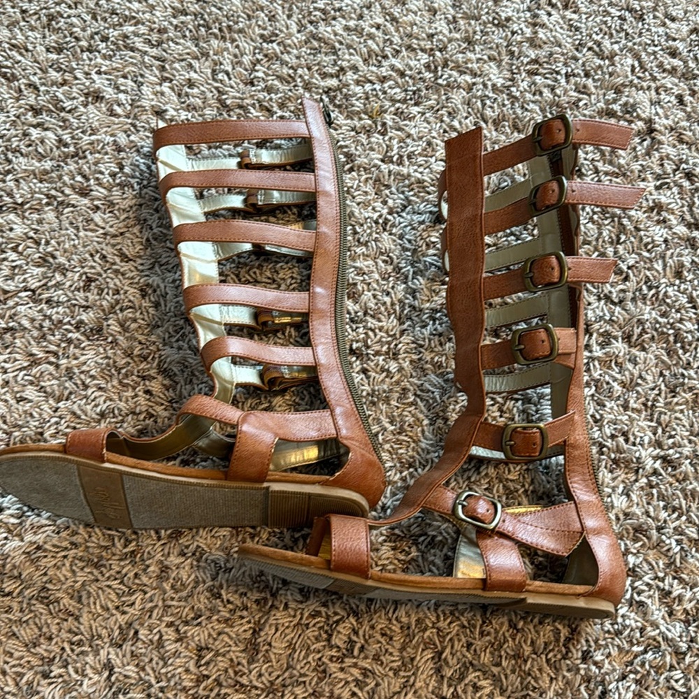 Joyfolie Gladiators